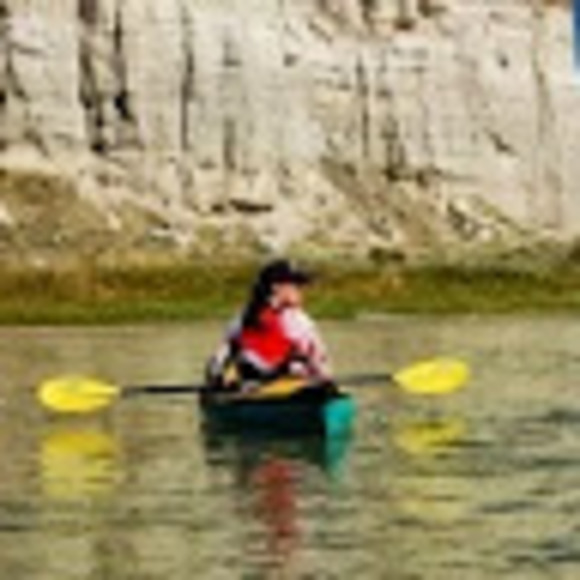 Meet your Posher, Stephanie - Picture 1 of 1